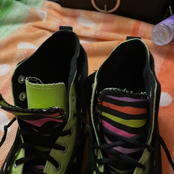 ✨Sold✨ Multicolored Converse’s - Picture 2 of 3
